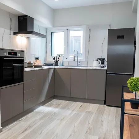 Oikos Hospitality Apartman *